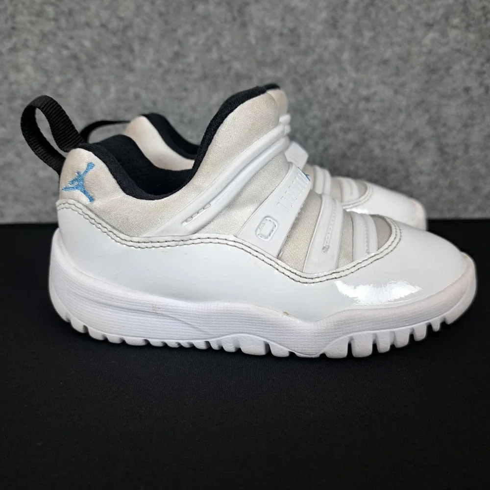 Nike jordan 11